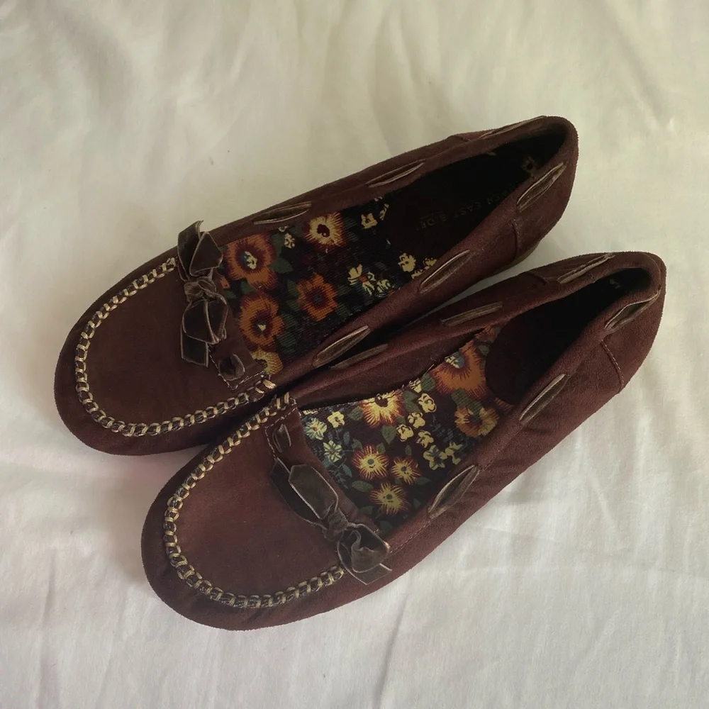 LOWER EAST SIDE Women Leather Moccasin Slip On Shoes 9.5 Red Wine Canoe Loafers